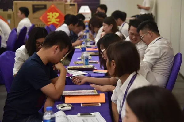 安然居原創家裝設計盛典火爆開幕,這場面也是沒sei了!