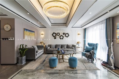 當代MOMΛ輕奢風